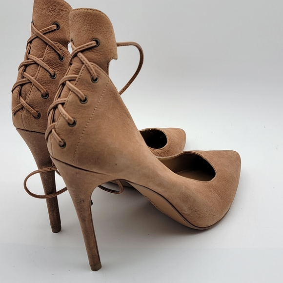 NWT! Tan Suede Women\'s‎ Stiletto Heels SIZE 11. #1508